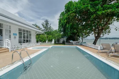 Seaside Bliss Beach Villa Rawai – Foto’s 9